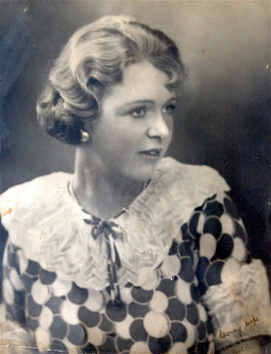 Golda Ahlbom circa 1938